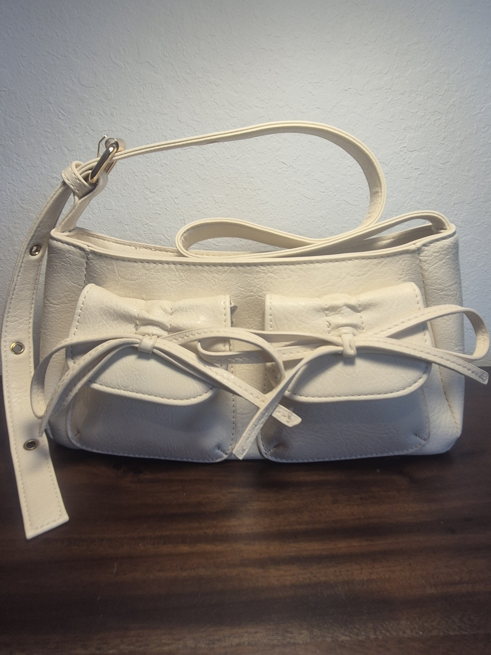Y2K Vintage Off-White Pebbled  Shoulder Bag Adjustable Strap NWT
